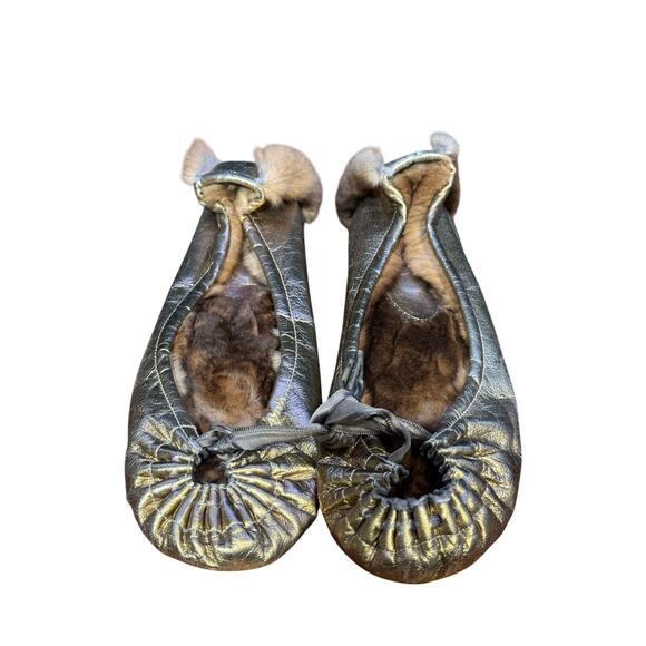 Hand made Maole leather and real fur slippers size 41 euro - us 10 women's - Picture 1 of 6